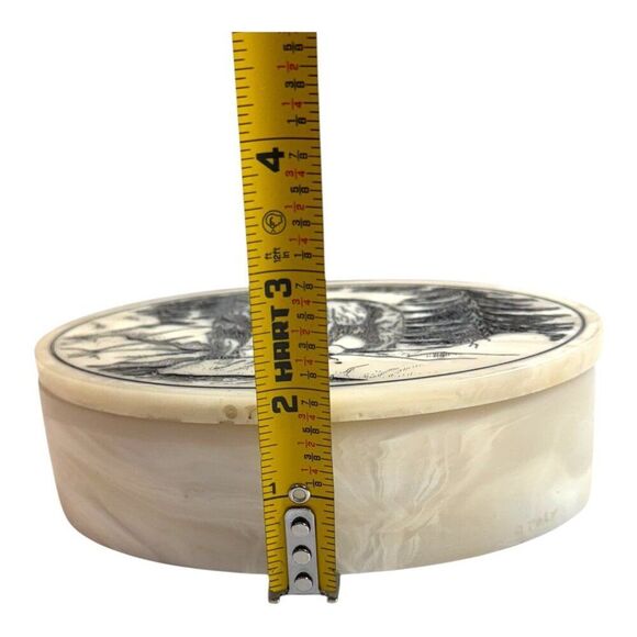 Carved Bear Jewelry Oval Poly Resin Trinket Box With Bear & Forest Engraving VTG - Picture 4 of 8